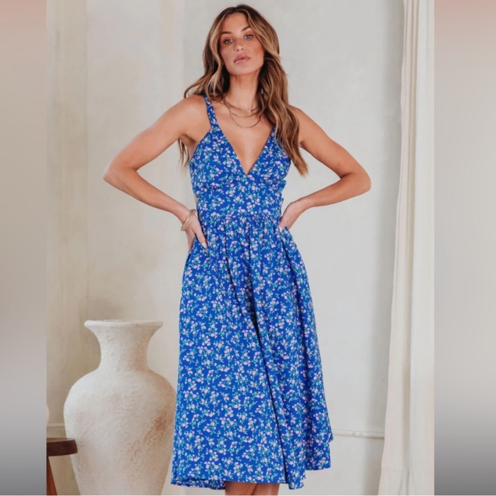 NWT Vici Aubreigh Floral Cotton Pocketed Dress